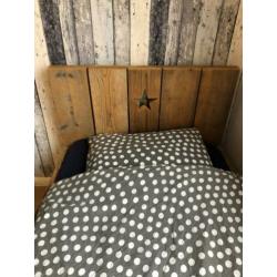 Steigerhouten bed met lade van Jorg