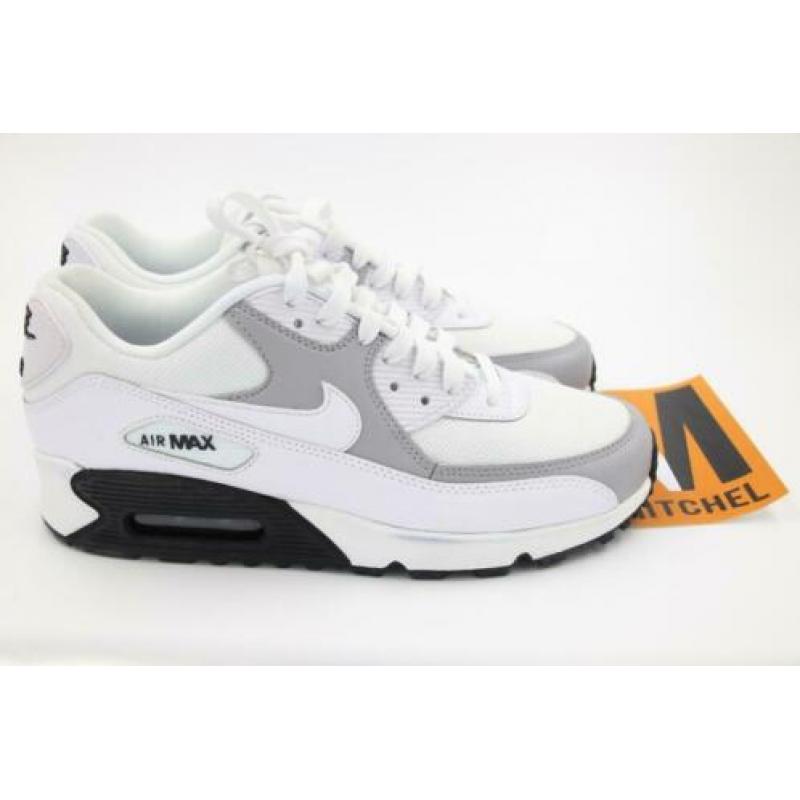 Nieuwe Nike Air Max 90 in maat 37,5