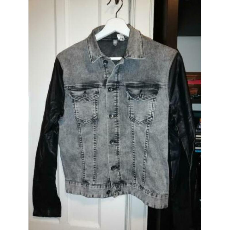 Denim jack grijs (maat S) met leer look mouwen
