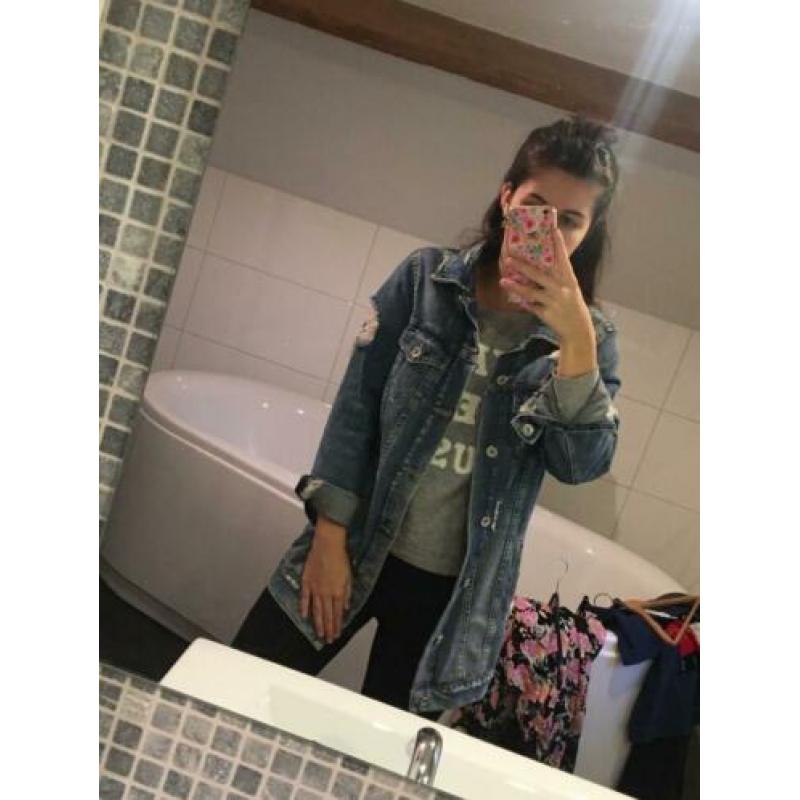 **Stoere denim jas**