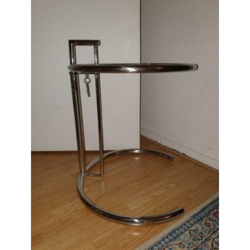 Vintage design chroom bijzettafel Adjustable van Eileen Gray
