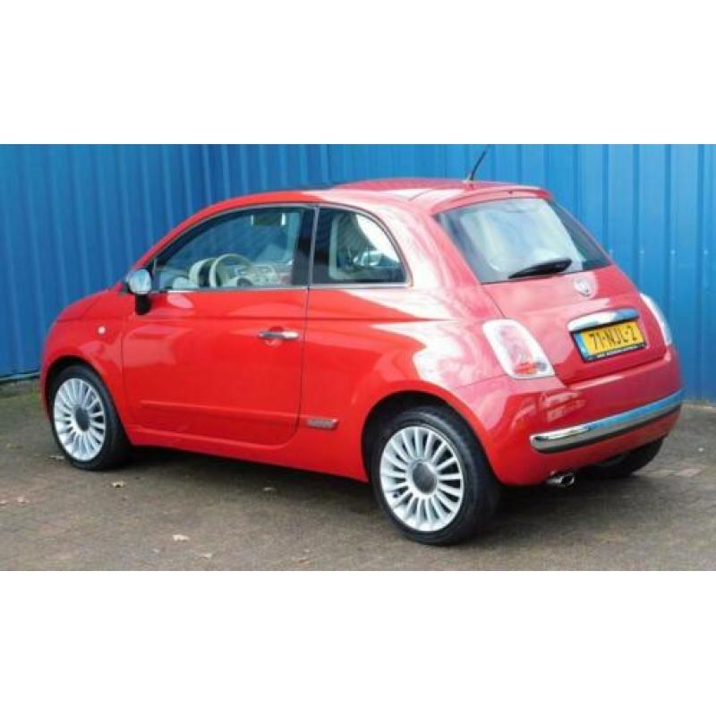 Fiat 500 0.9 TwinAir Lounge " 85 Pk | Glazendak | Rood Metal