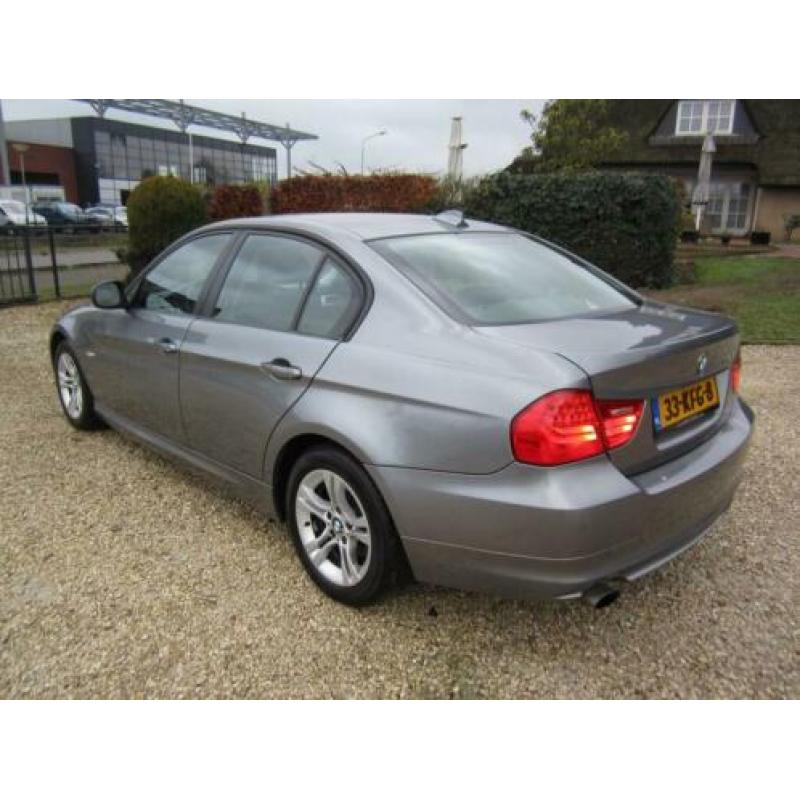 BMW 3-serie 316i Business Line Full-map Navi ECC Cruise
