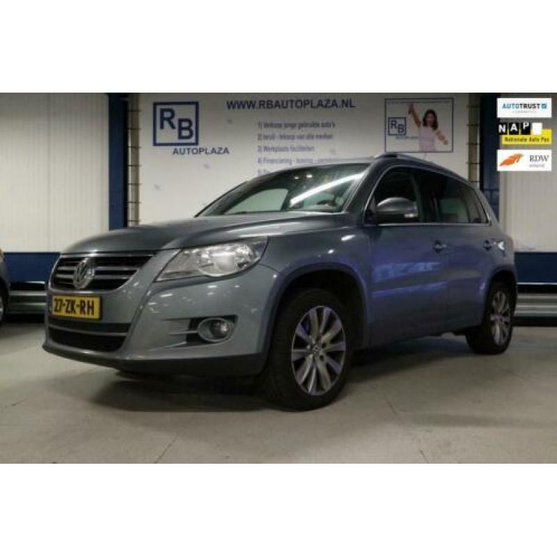 Volkswagen Tiguan 1.4 TSI Sport&Style 4Motion PANO + NAVI +