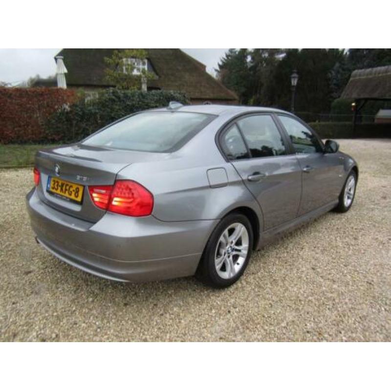 BMW 3-serie 316i Business Line Full-map Navi ECC Cruise