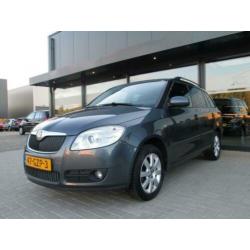Skoda FABIA Combi 1.6 16v Elegance Ecc Trekhaak 2008
