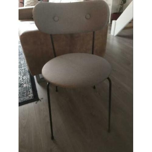6 nieuwe eetkamerstoelen