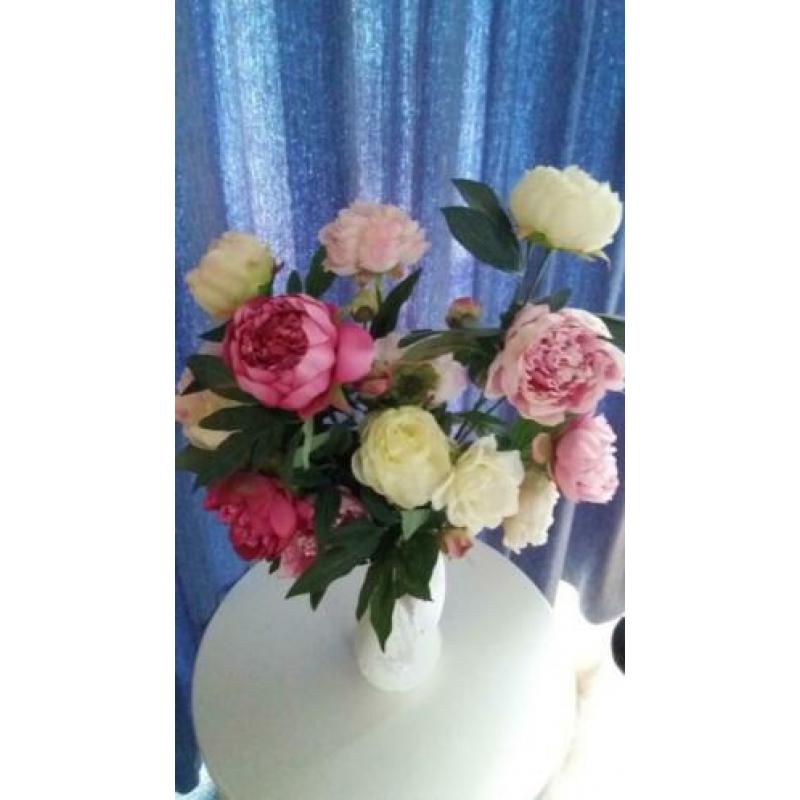 Kunstbloemen, boeketten incl. vazen