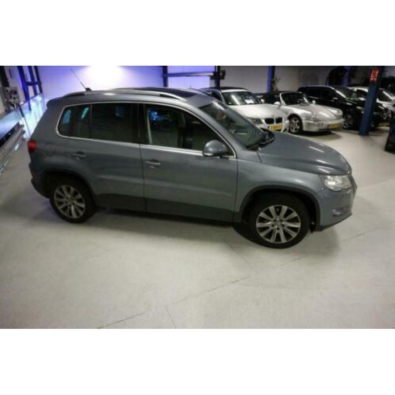 Volkswagen Tiguan 1.4 TSI Sport&Style 4Motion PANO + NAVI +