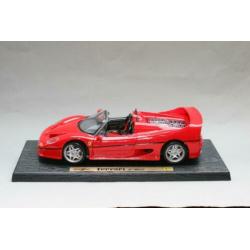 Ferrari nog 4 stuks 1:18