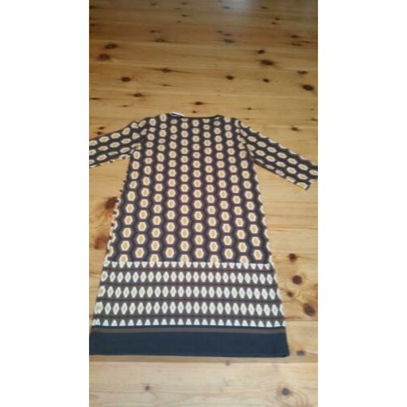 Bruin, geel zwarte jurk 40. Anna's dress affair.