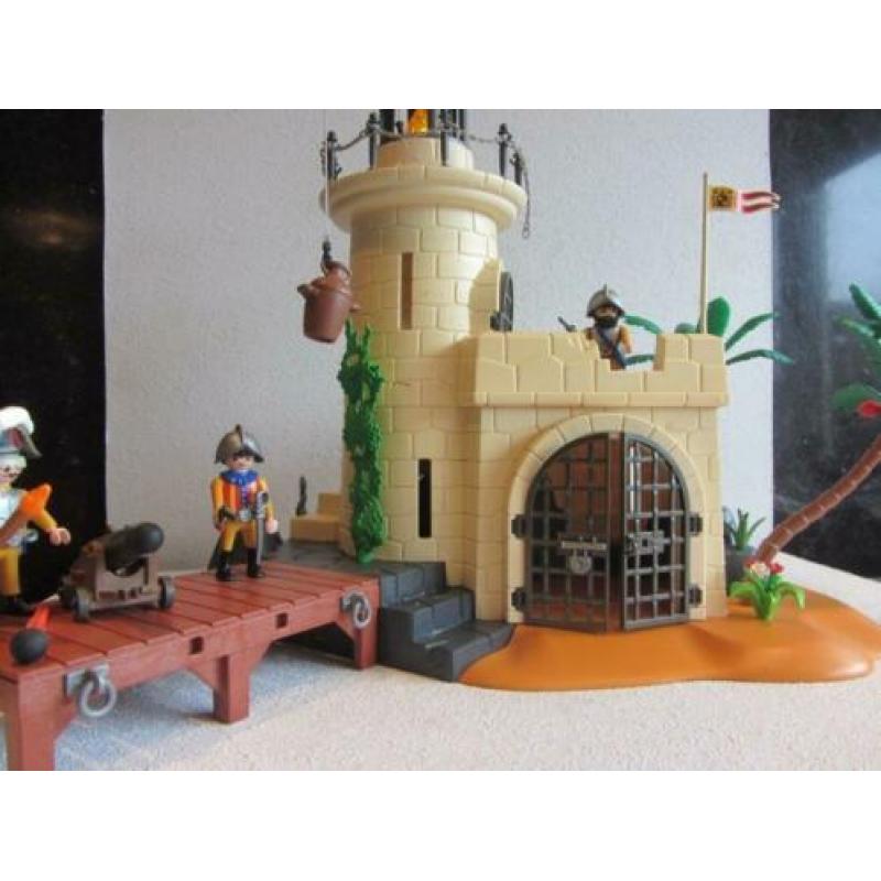 Playmobil Soldatenbastion met Vuurtoren - 4294