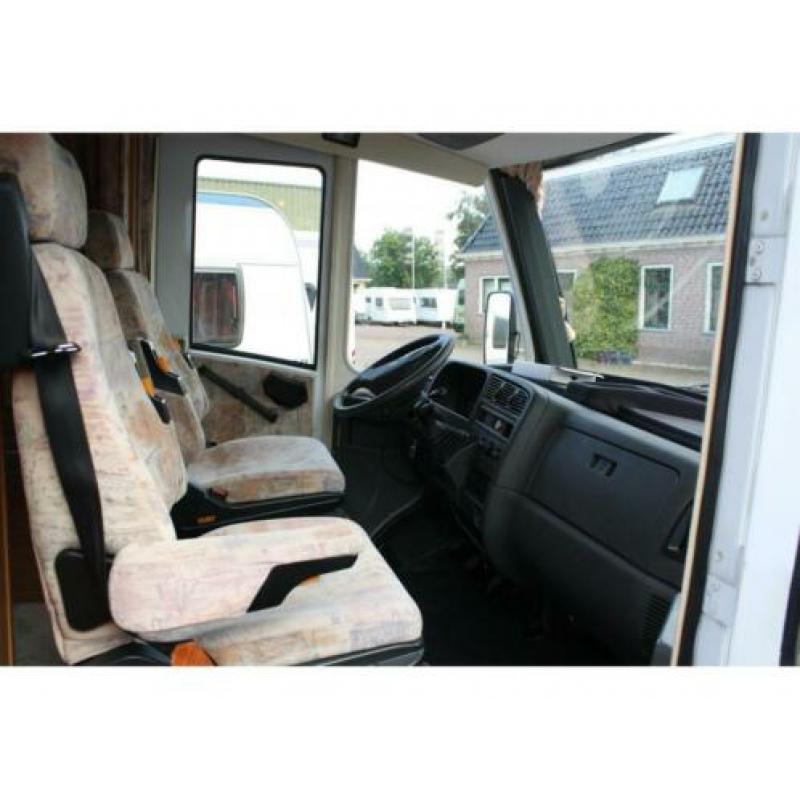 Eura Mobil 555 mss 122000 km Beginnerscamper
