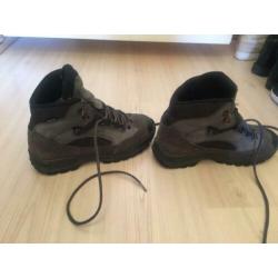 Berg , loopschoenen maat 38