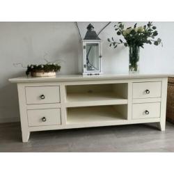 Kast Tv meubel 150X55x60 Crème kleur by de Bommel gekocht