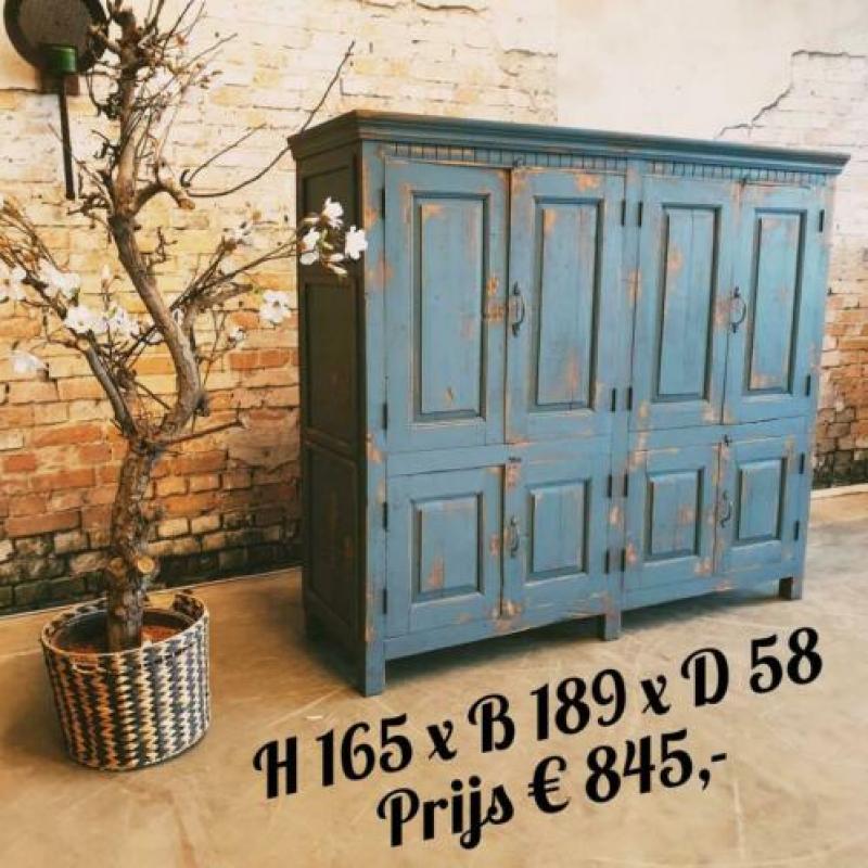 Meubels, accessoires, en industrieel, brocante, vintage, etc