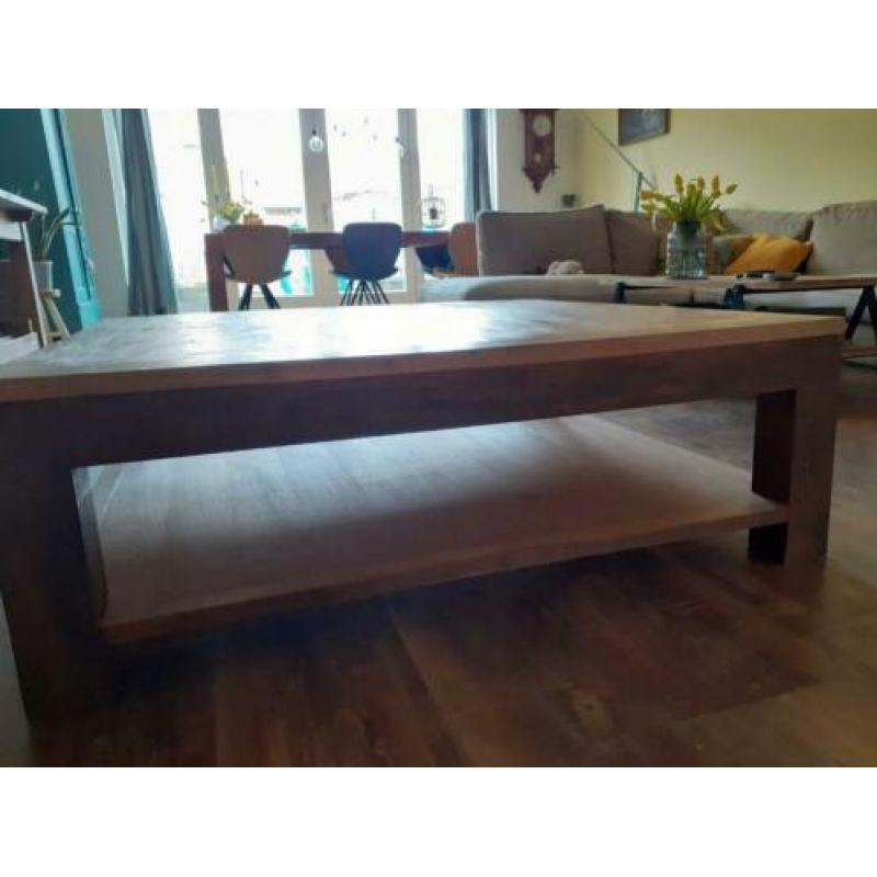 Vierkante salontafel te koop