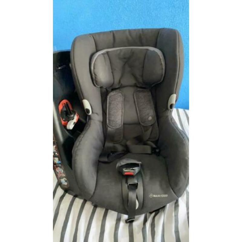 Maxi cosi autostoel met draaipunten 9-18 kilo