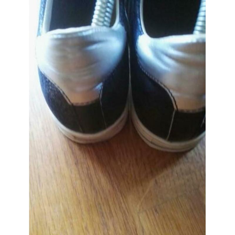 Mooi leren blauwe aparte sneaker mt 41