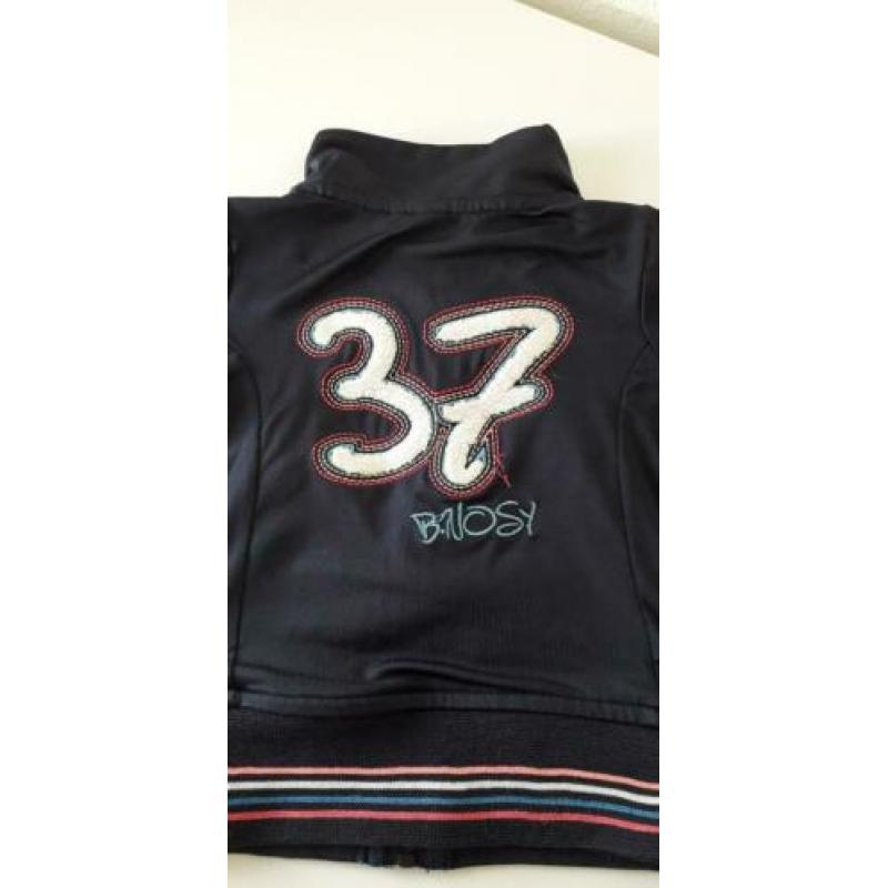 B.Nosy jasje / maat 86-92