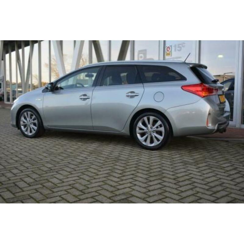 Toyota Auris 1.8 HYBRID TOURING SPORTS PANODAK/CAMERA/NAVI/L