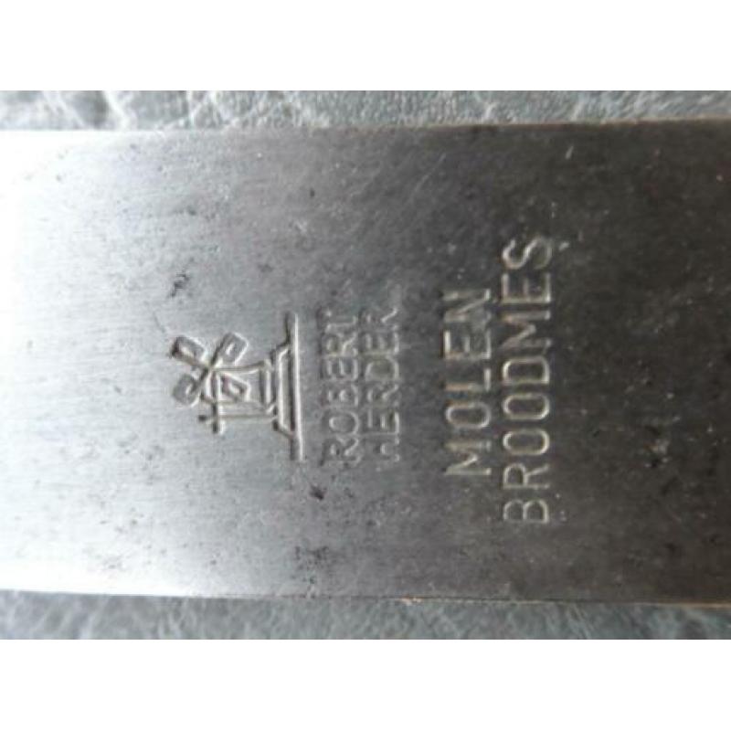 antiek Robert Herder - "Molen"- broodmes