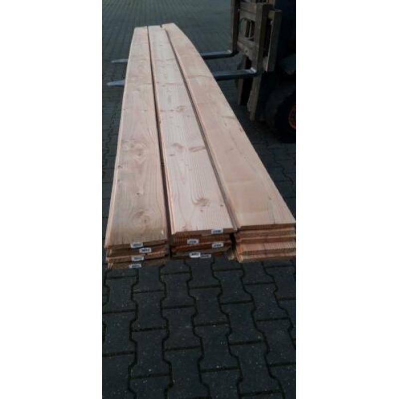 Partij nieuwe Douglas planken van 5 meter lengte.