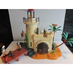 Playmobil Soldatenbastion met Vuurtoren - 4294