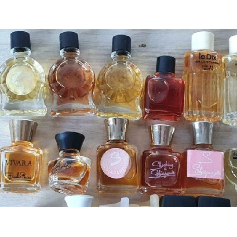 50 oude mini flesjes Micro miniatuur