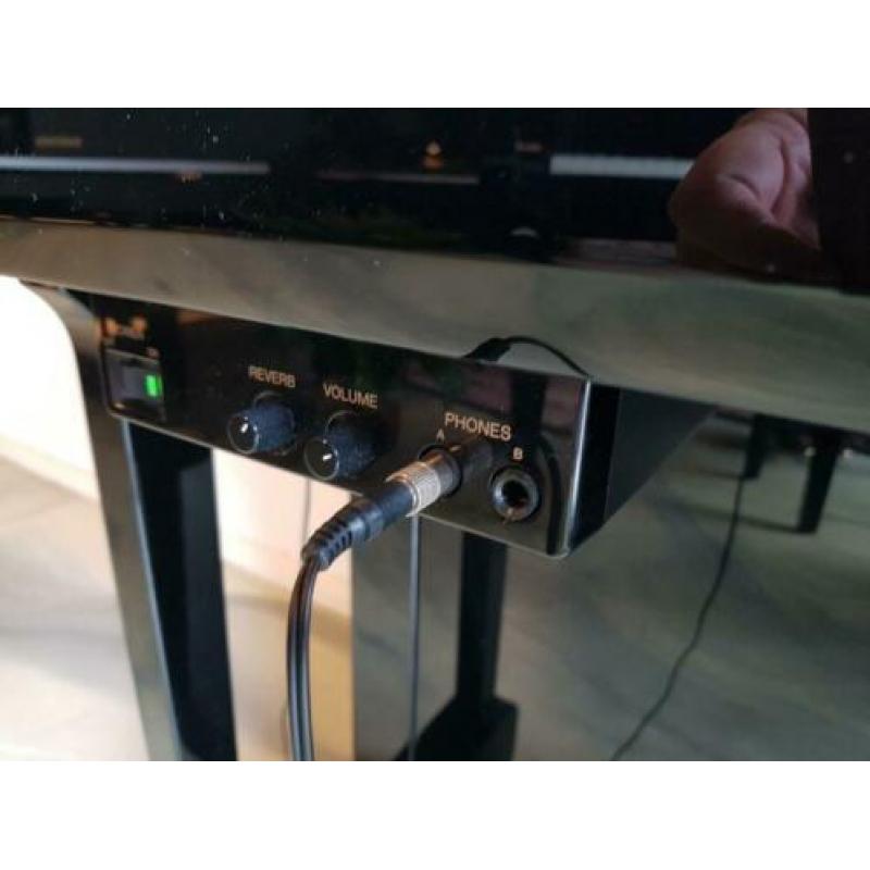 Silent piano yamaha u 121. zwart glans. gebruikt bouw 2011