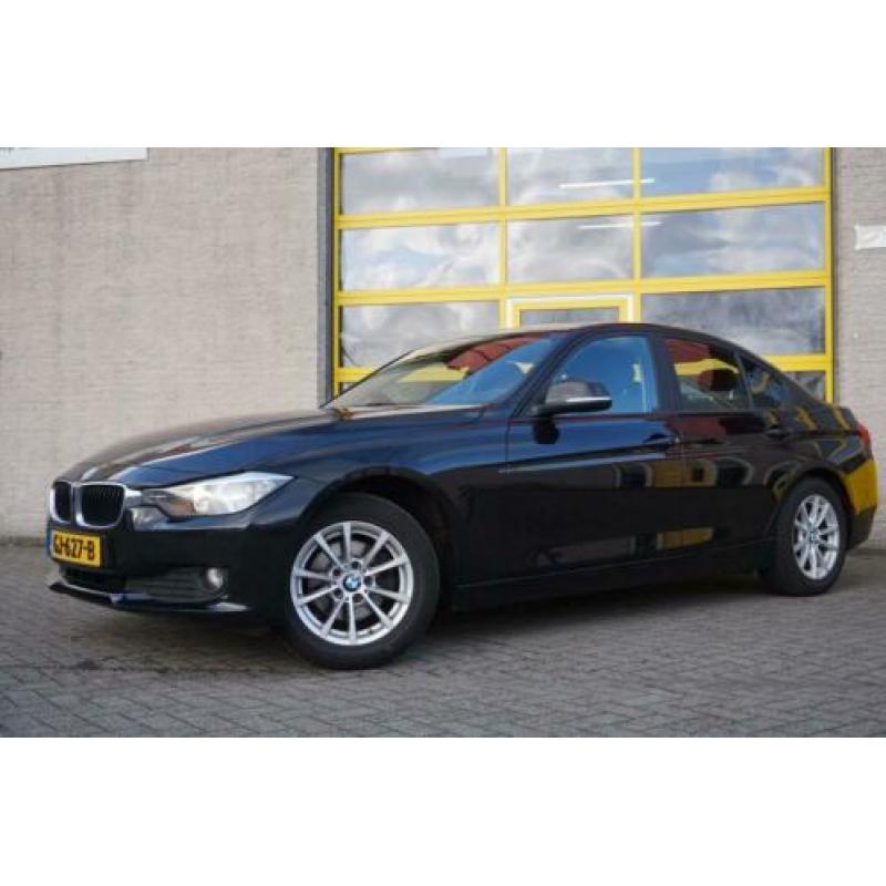 BMW 3 Serie 316d Business BJ2015 LED | LMV16" | Navi | ECC |