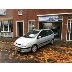 Renault Scénic 1.6-16V