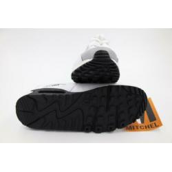 Nieuwe Nike Air Max 90 in maat 37,5