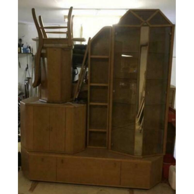 Massief eiken meubels en stoelen