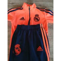 Real Madrid trainingspak maat 102