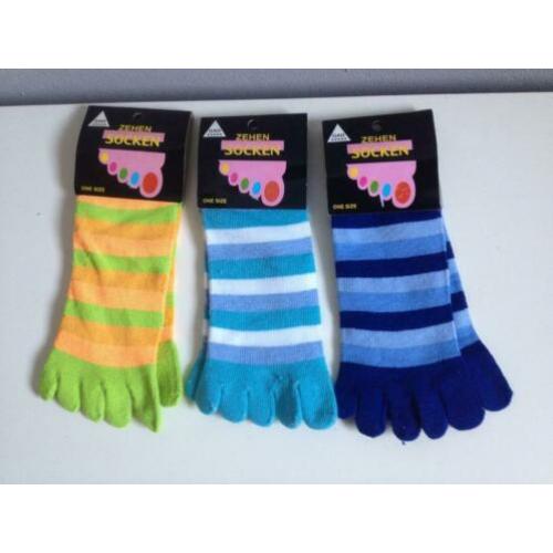 carnaval NIEUW wit+blauwe streep TEEN-VINGER sokken one siz