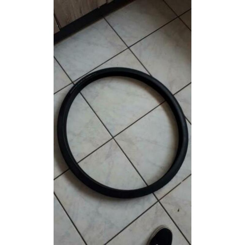 Nieuwe Schwalbe Delta Cruiser 28 inch.