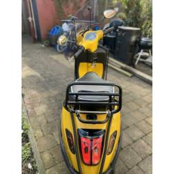 Vespa FullOption