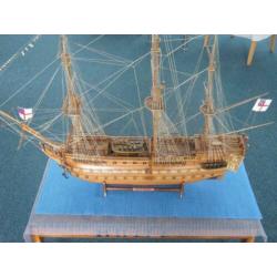 Scheepsmodel-Modelschip. HMS. VICTORY.