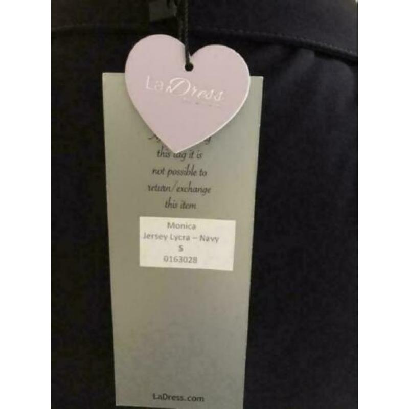 NIEUW prachtige LaDress jurk met sash, maat S, kleur navy