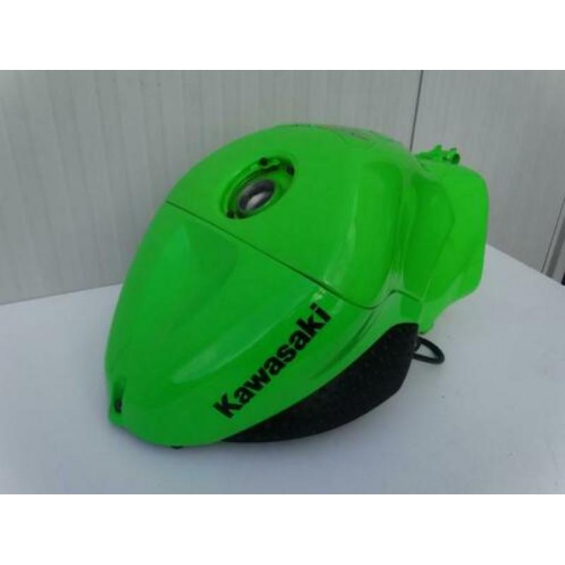 Benzine Tank Kawasaki ZX6R ZX 6 R Ninja 2005-2006 Super!