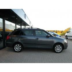 Skoda FABIA Combi 1.6 16v Elegance Ecc Trekhaak 2008