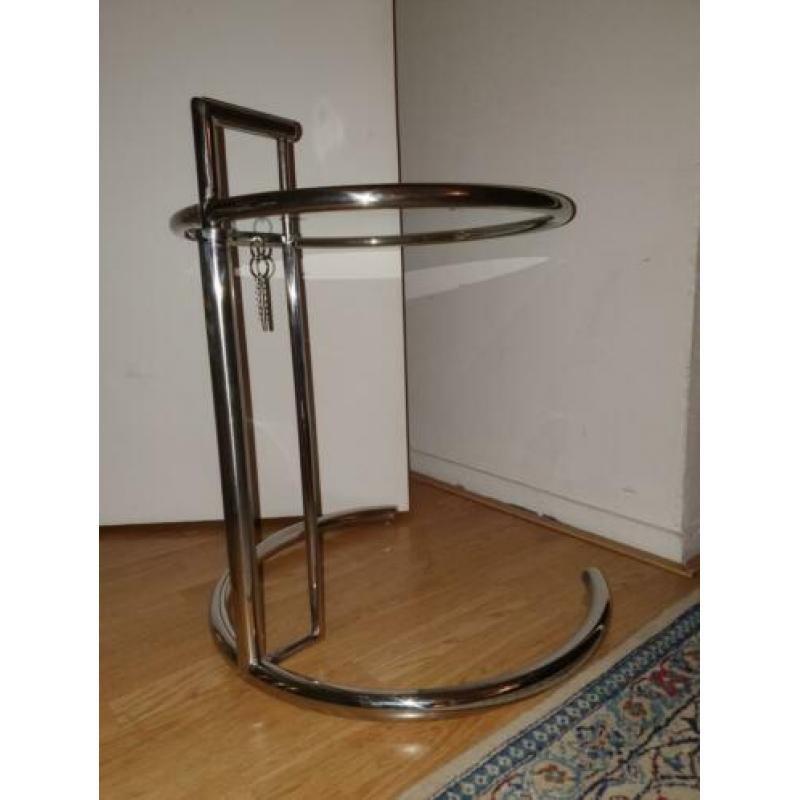 Vintage design chroom bijzettafel Adjustable van Eileen Gray