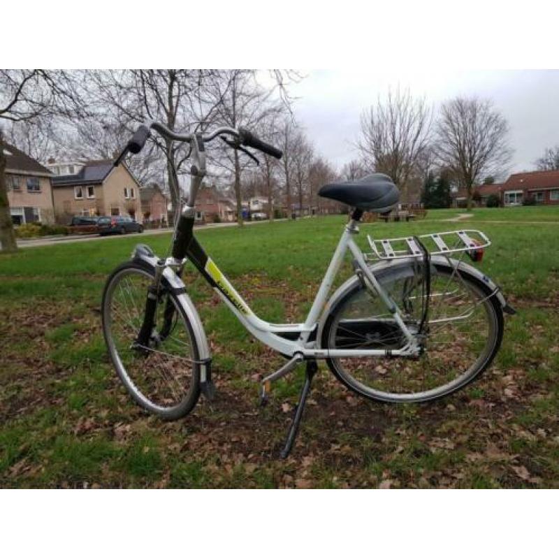 mooie damesfiets gazelle 8 versnellingen 58 cm framemaat