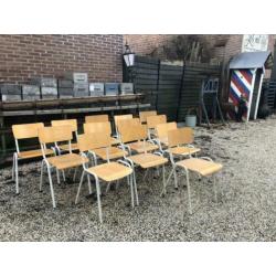 Vintage schoolstoelen kantinestoelen stoel ?? stapelbaar