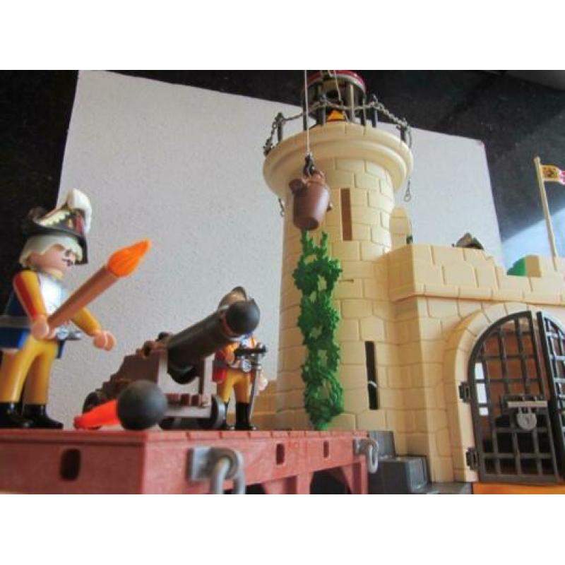 Playmobil Soldatenbastion met Vuurtoren - 4294