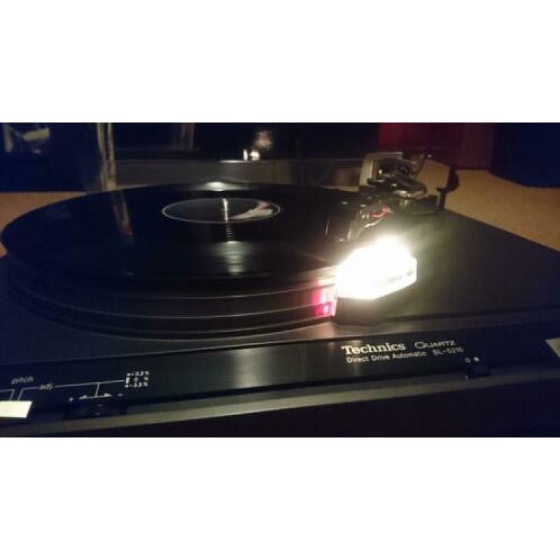 Technics SL 5210 half automaat in Top staat!!