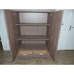Mooie bergkast voor woonkamer te koop