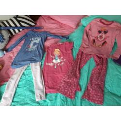 Groot pakket meisjes legging pyjama en hemdjes 116 122 128