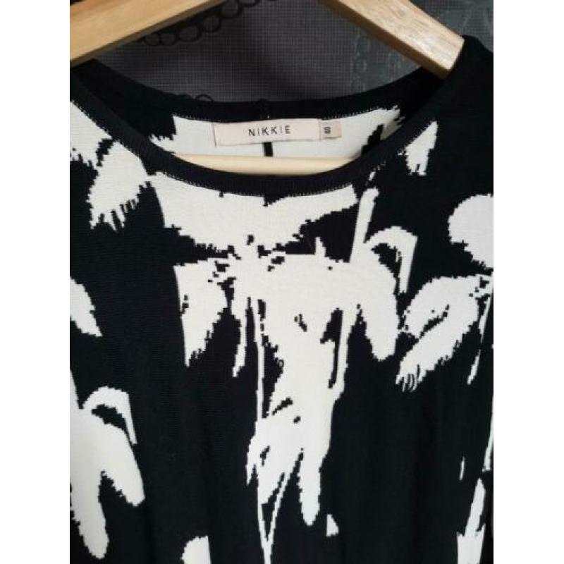 Nikkie palm tree jurk zwart wit maat 40